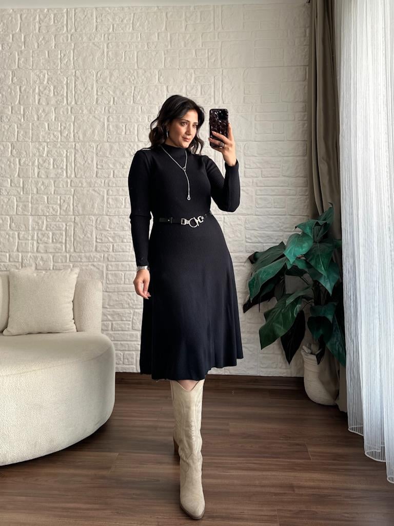 Yarım Balıkçı Kemerli Triko Elbise Lacivert