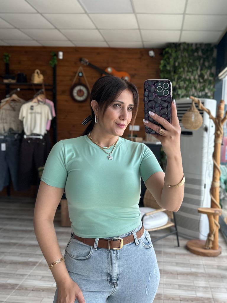 Yeşil Bisiklet Yaka Basic Crop Tişört