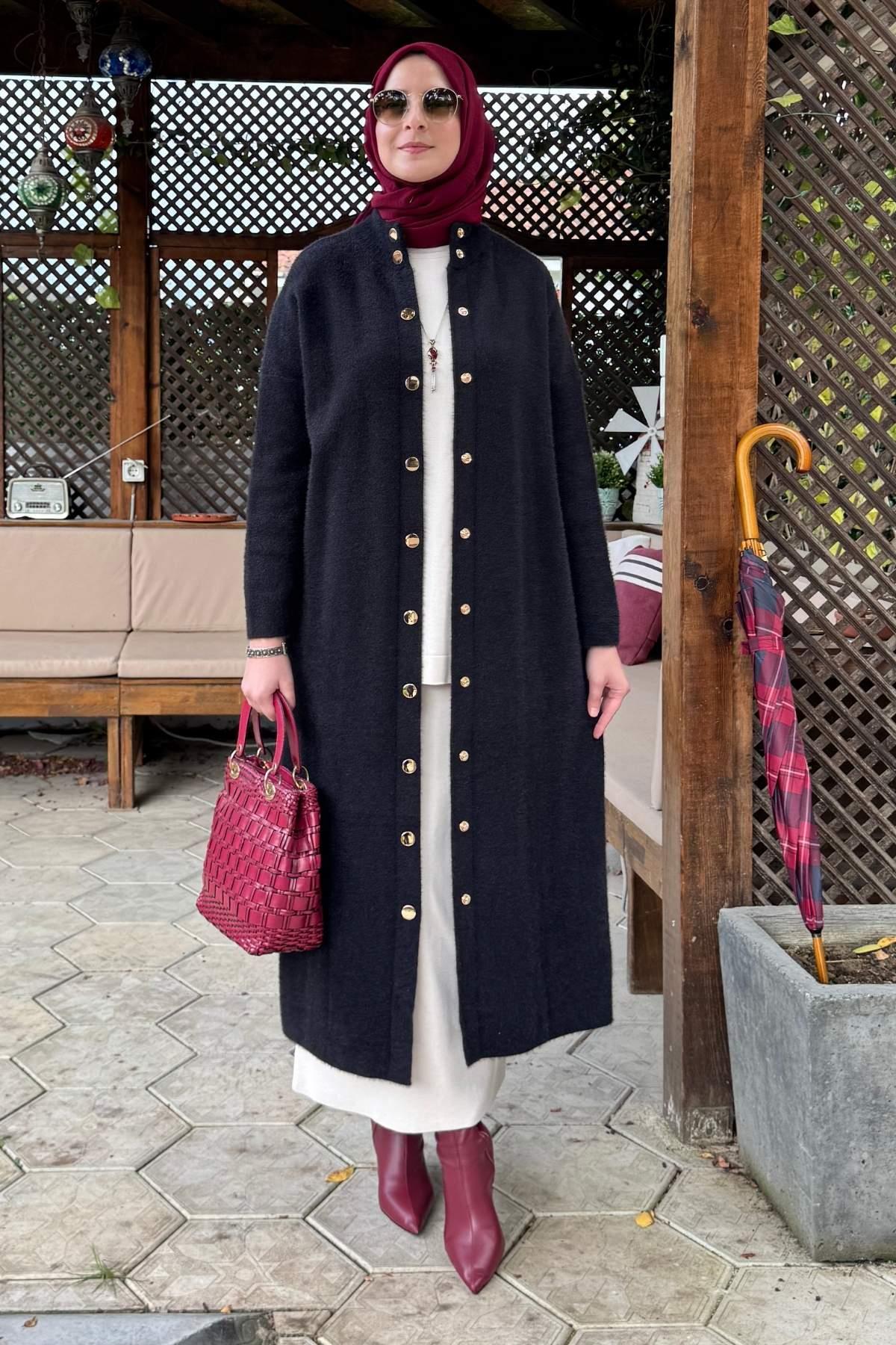 Elmas Kapitone Kap Siyah | Rabia Şamlı | Tesettür Giyim, Elbise ve Kadın Giyim Modası