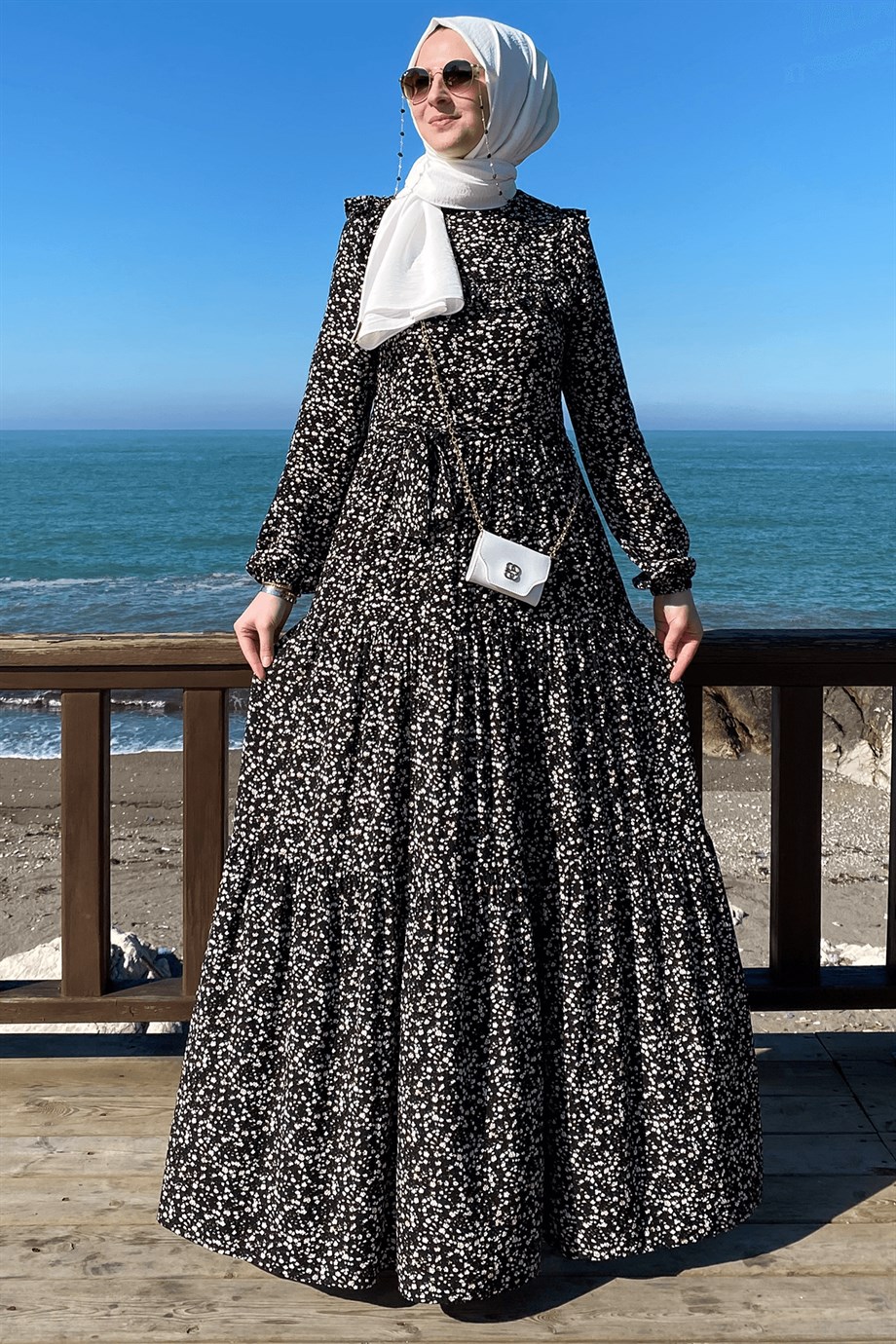 Berna Çiçekli Elbise Siyah | Rabia Şamlı | Tesettür Giyim, Elbise ve Kadın  Giyim Modası