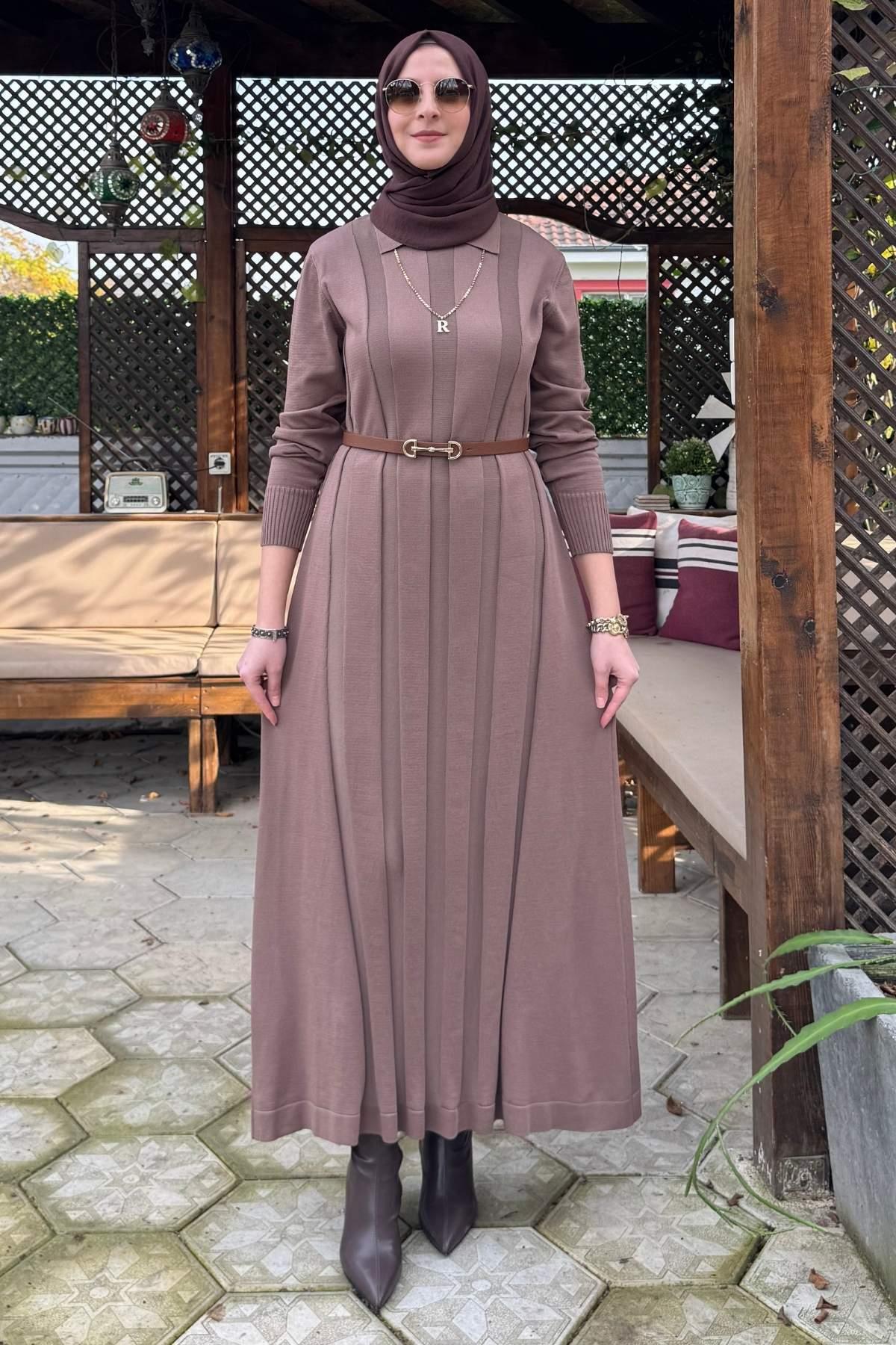 Biricik Kemerli Triko Elbise Sütlü Kahve