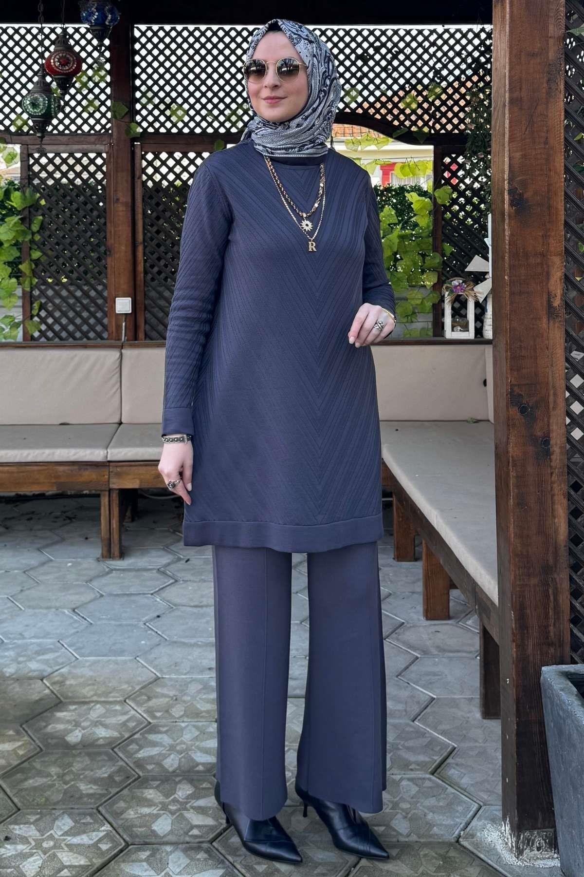 Arzu Triko Tunik Antrasit | Rabia Şamlı | Tesettür Giyim, Elbise ve Kadın Giyim Modası