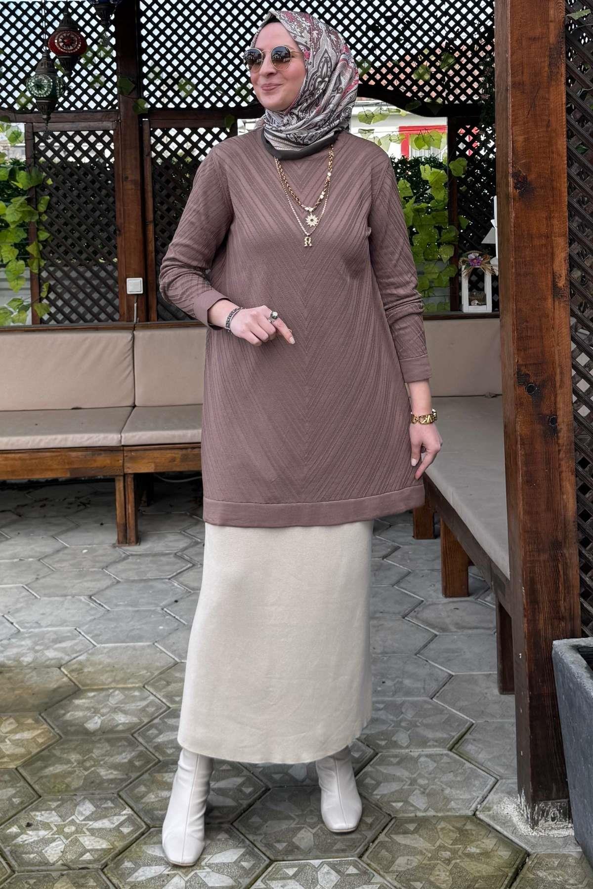 Arzu Triko Tunik Antrasit | Rabia Şamlı | Tesettür Giyim, Elbise ve Kadın Giyim Modası