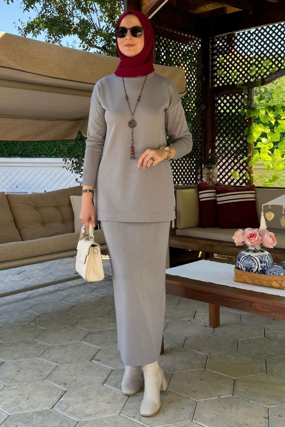 İnci Plise Etekli Triko Takım Bordo | Rabia Şamlı