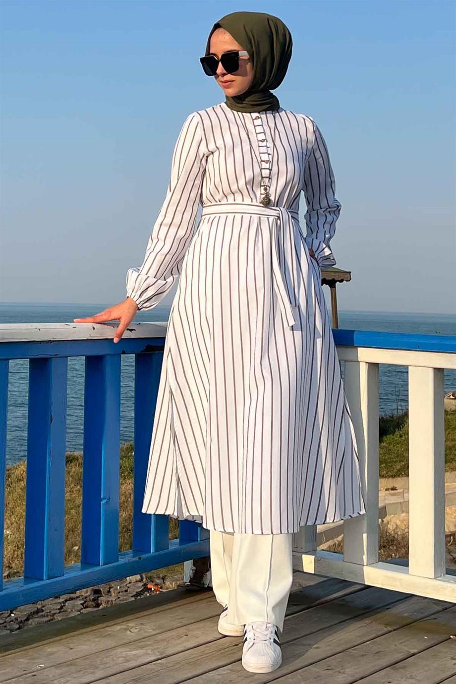 Sude Gri Çizgili Beyaz Tunik - Rabia Şamlı | Tesettür Giyim, Elbise ve  Kadın Giyim Modası