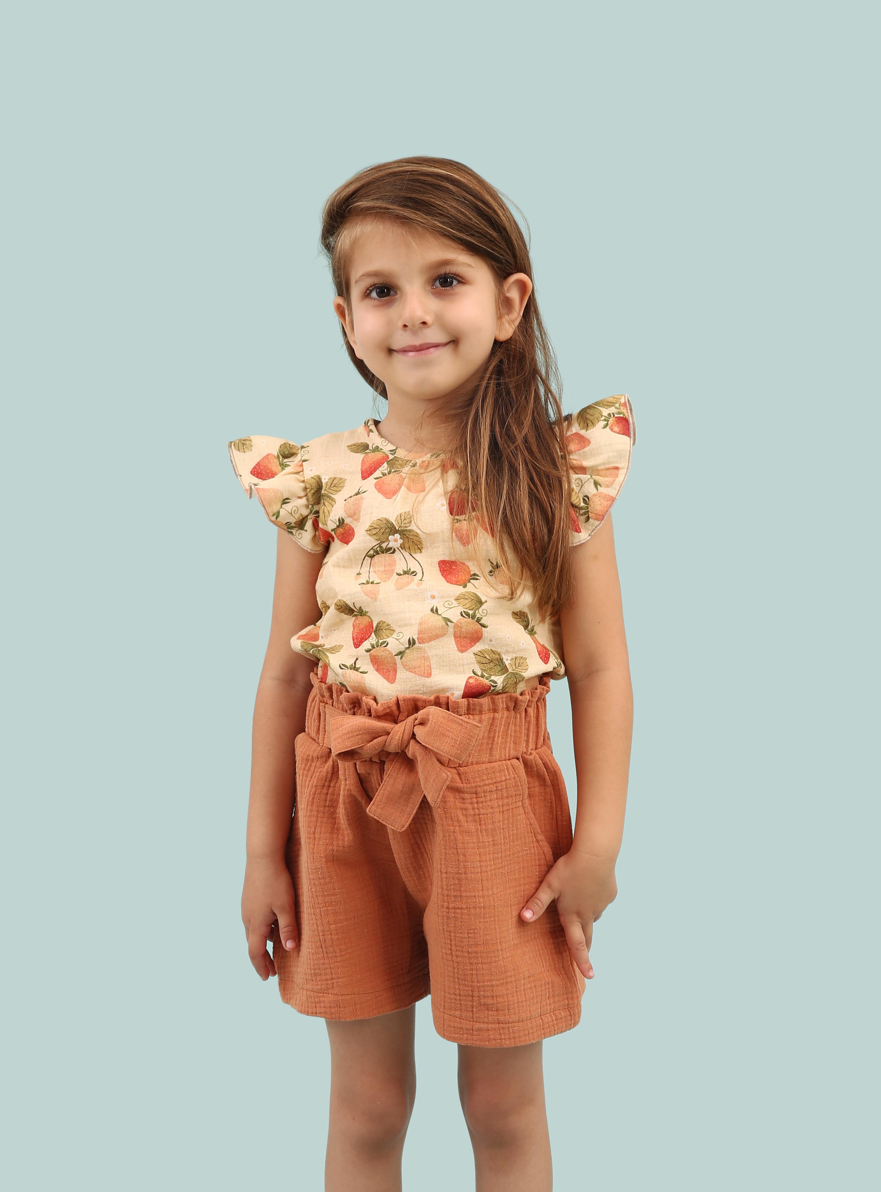 WalkiddyBluzÇilek Desenli Fırfırlı Çocuk Müslin Bluz