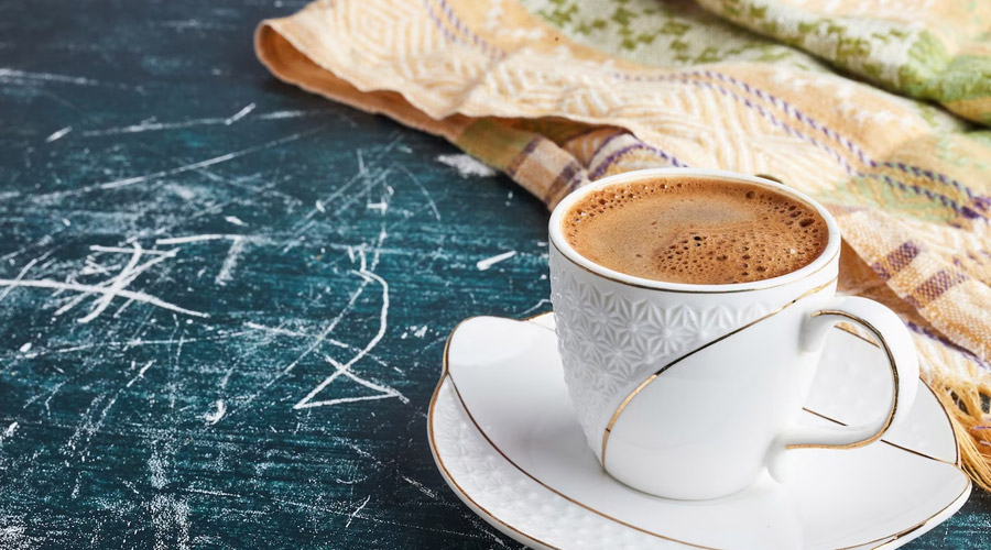 Bakır Cezvede Köpüklü Türk Kahvesi Nasıl Yapılır?