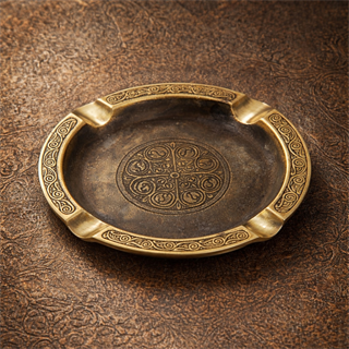 Coho Brazen Antique İşlemeli Döküm Puro Küllüğü