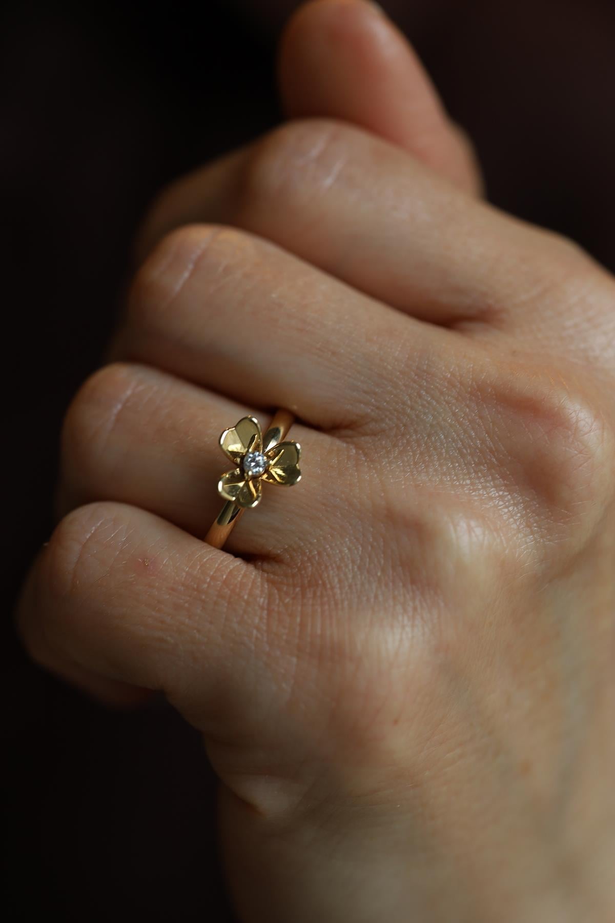 diğer14 Ayar Altın Ortası Taşlı Yapraklı Yonca Yüzük YZK34656