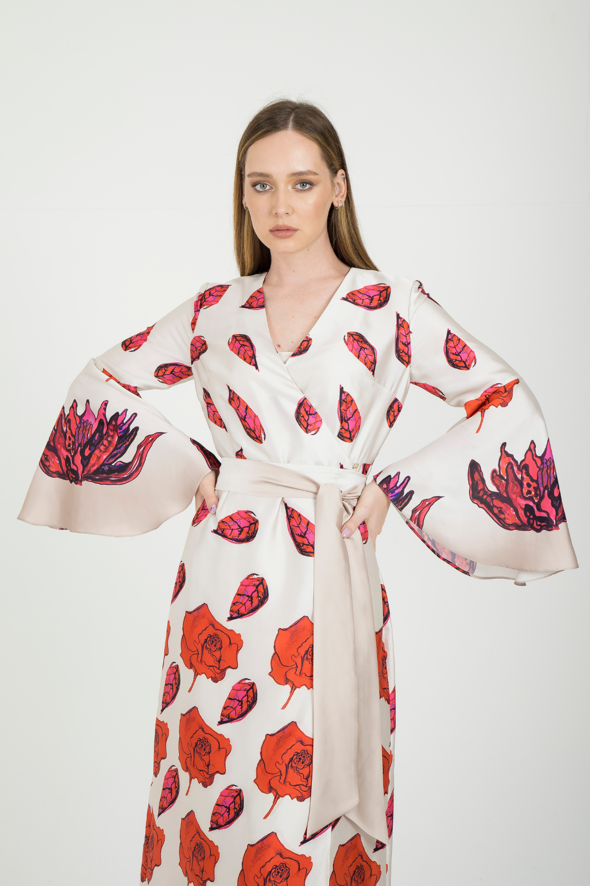 Çiçek Desenli Kuşaklı Kimono Elbise 2503