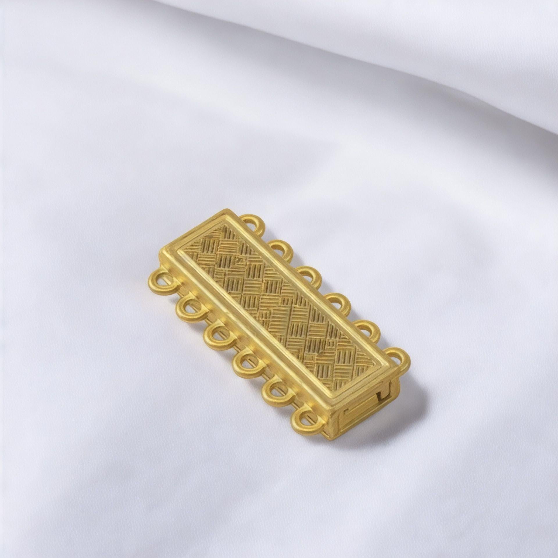 Delikli Kalın Metal 6'lı Kapama Model / 30 MM