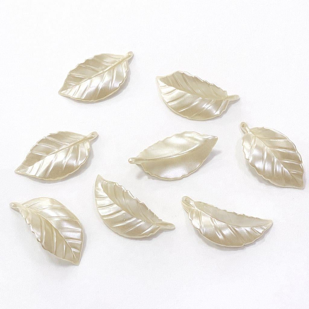 Desenli Krem İnci Model 3 Adet Yaprak