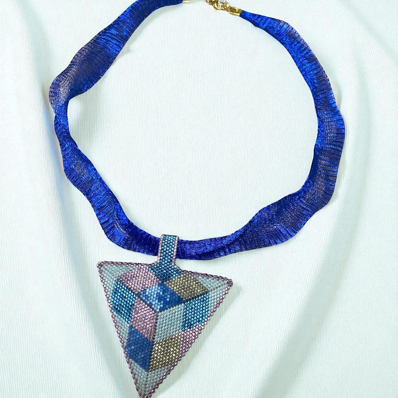 Miyuki Opal Mist Kolye