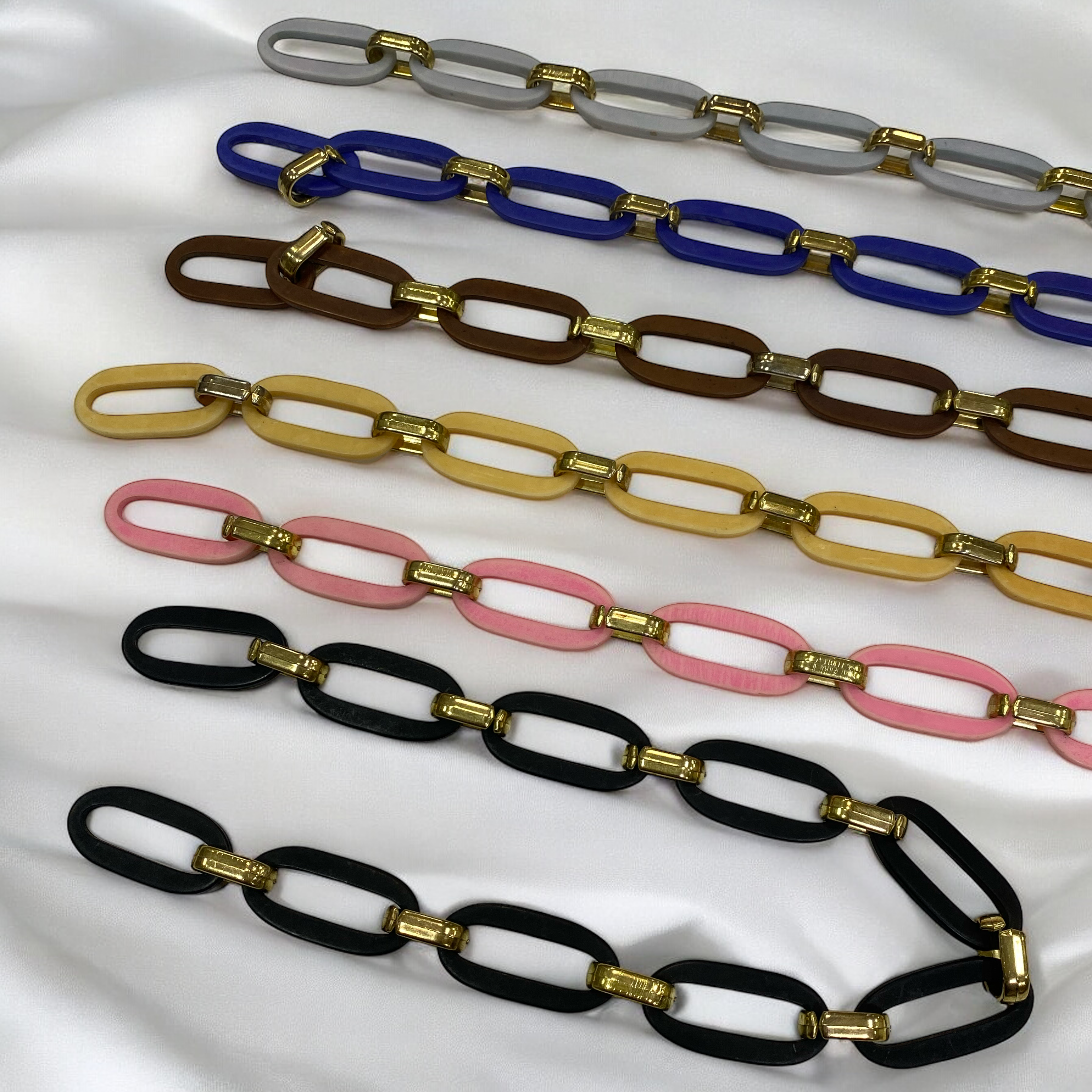 Pastel Renkli Oval Zincir Askılıklar