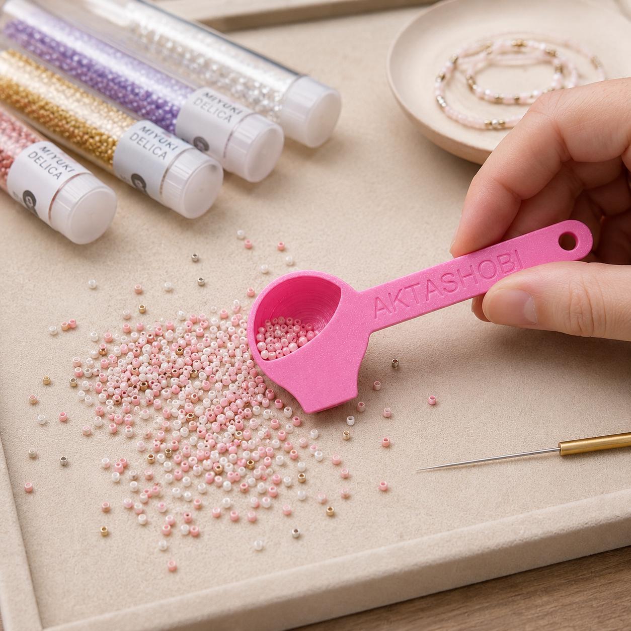 Pembe Boncuk Toplama Kaşığı - Çift Fonksiyonlu