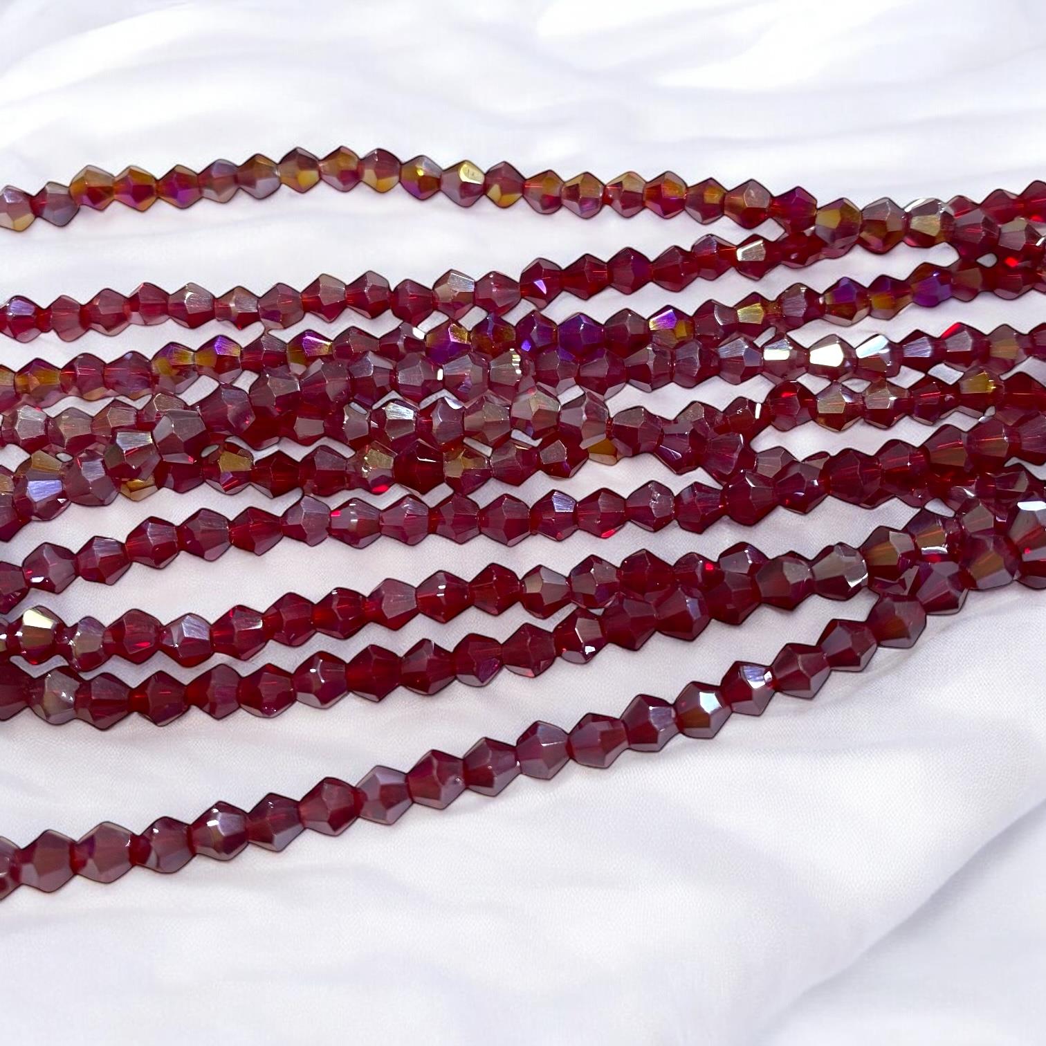 Piramit Kristal Dizi Cam Boncuk (4 mm) Bordo
