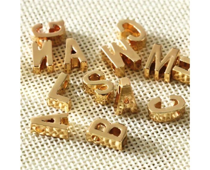 Minimal Kolye & Bileklik Arası Altın Harfler 