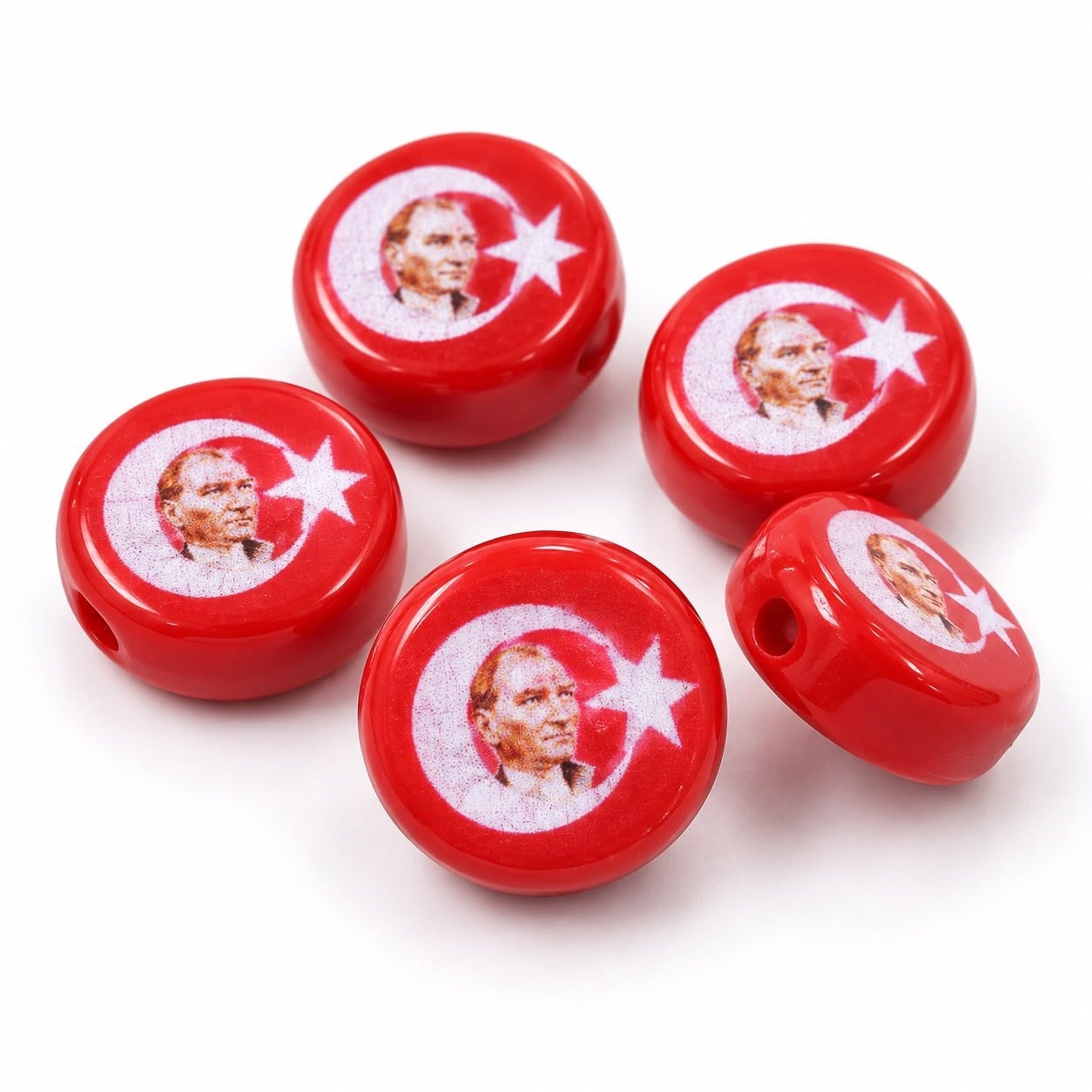 Atatürk ve Ay Yıldız Baskılı Kırmızı Boncuk