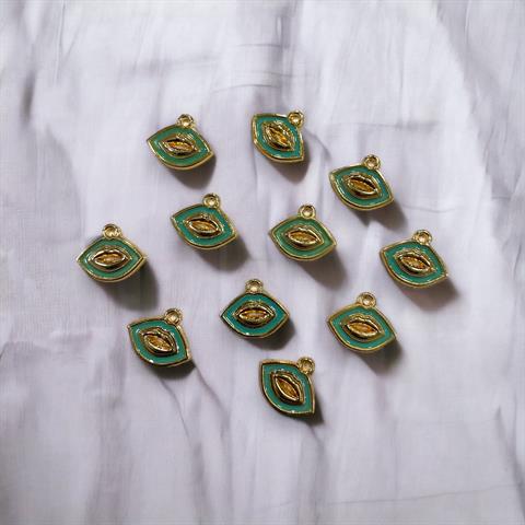 Basic #kararmaz Zümrüt Dudak