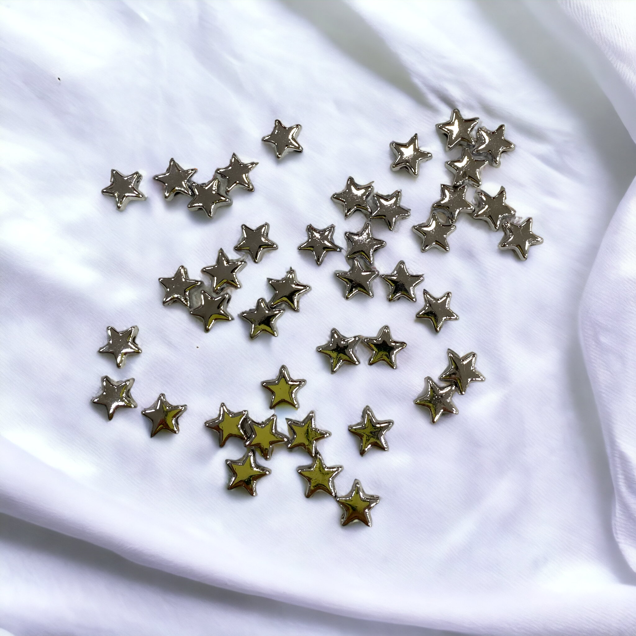 Çelik Minimal Yıldızlar