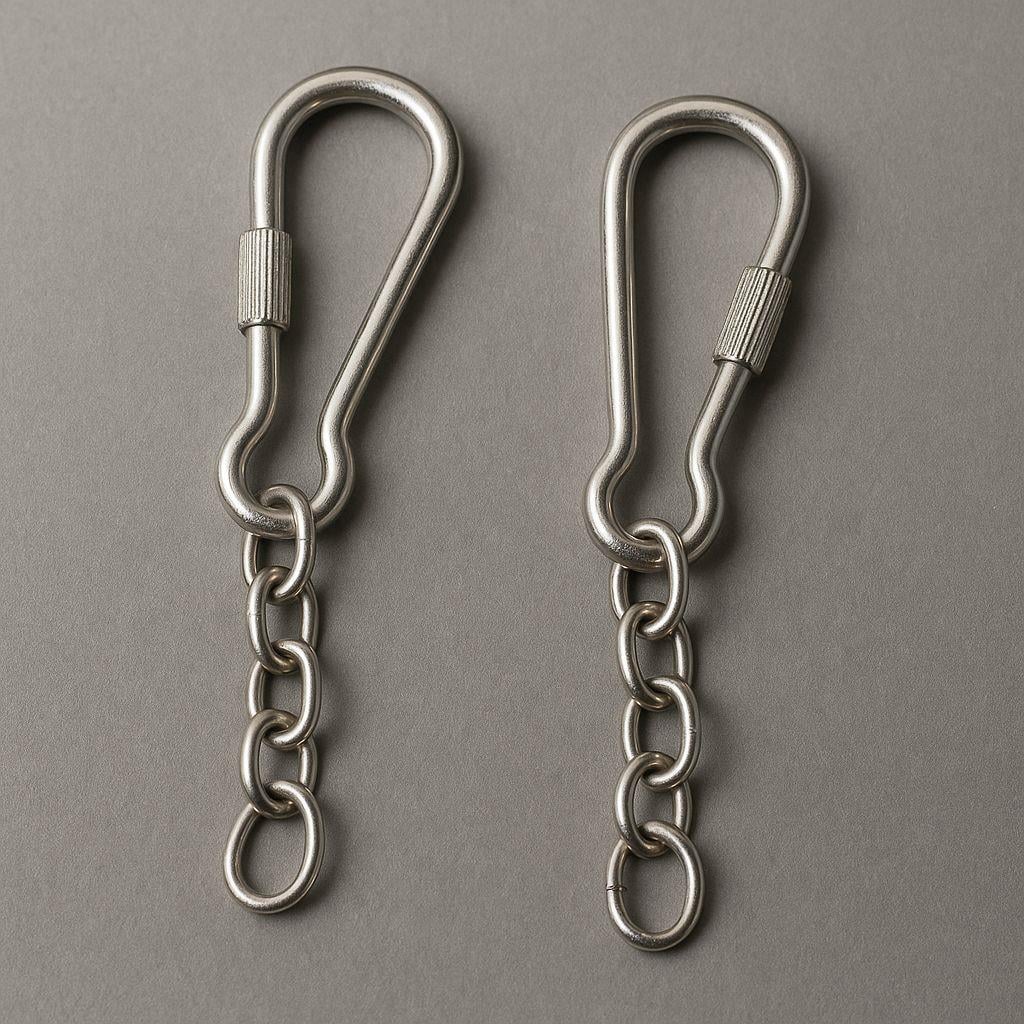 Çevirmeli Zincirli Metal Kanca – Pratik, Güvenli ve Çok Amaçlı