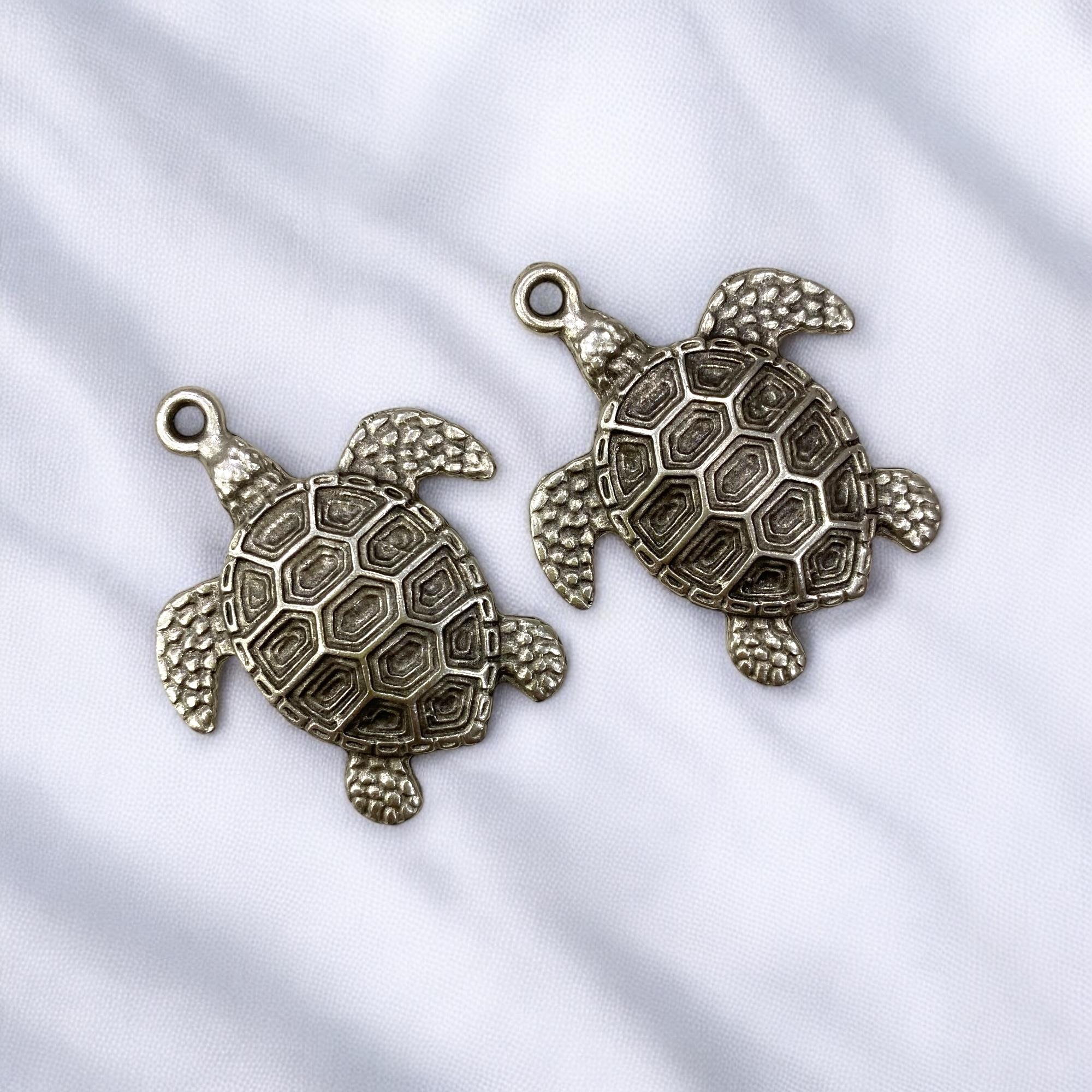 Çizgi Desen İşlemeli Kaplumbağa