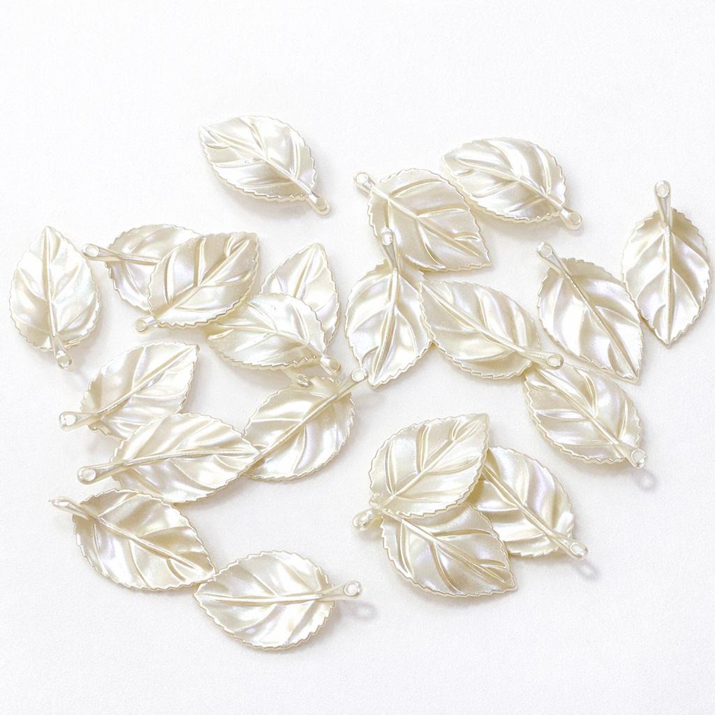 Desenli Krem İnci Model 3 Adet Çizgili Yaprak