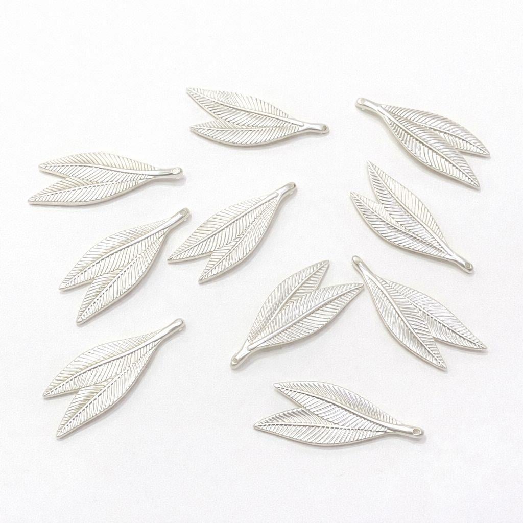 Desenli Krem İnci Model 3 Adet Tüy