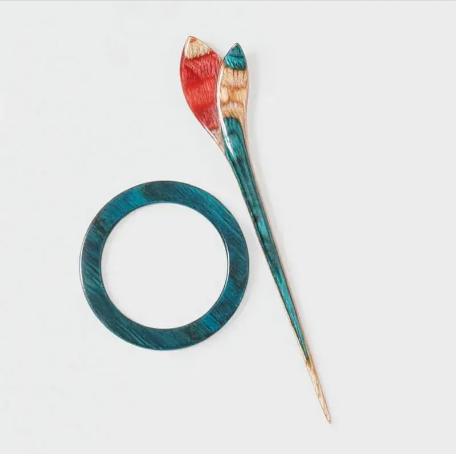 Lily - Flora (Symfonie Şal İğnesi - Broşlu)