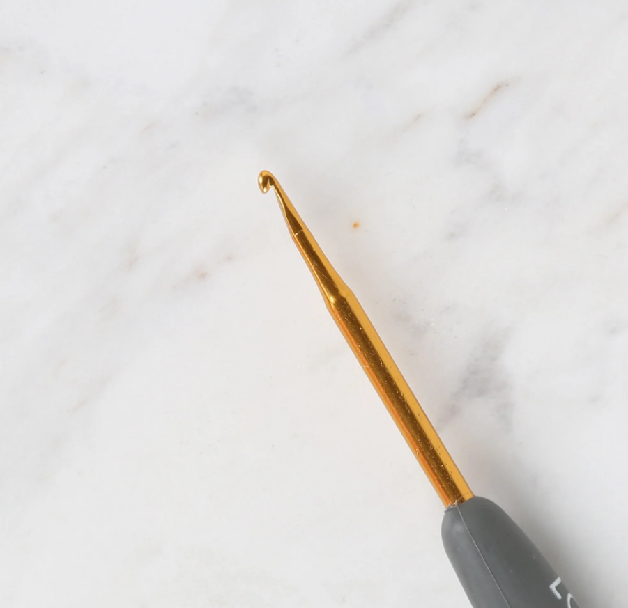 Loren Crafts Altın Uçlu Yumuşak Saplı Yün Tığ 2 mm