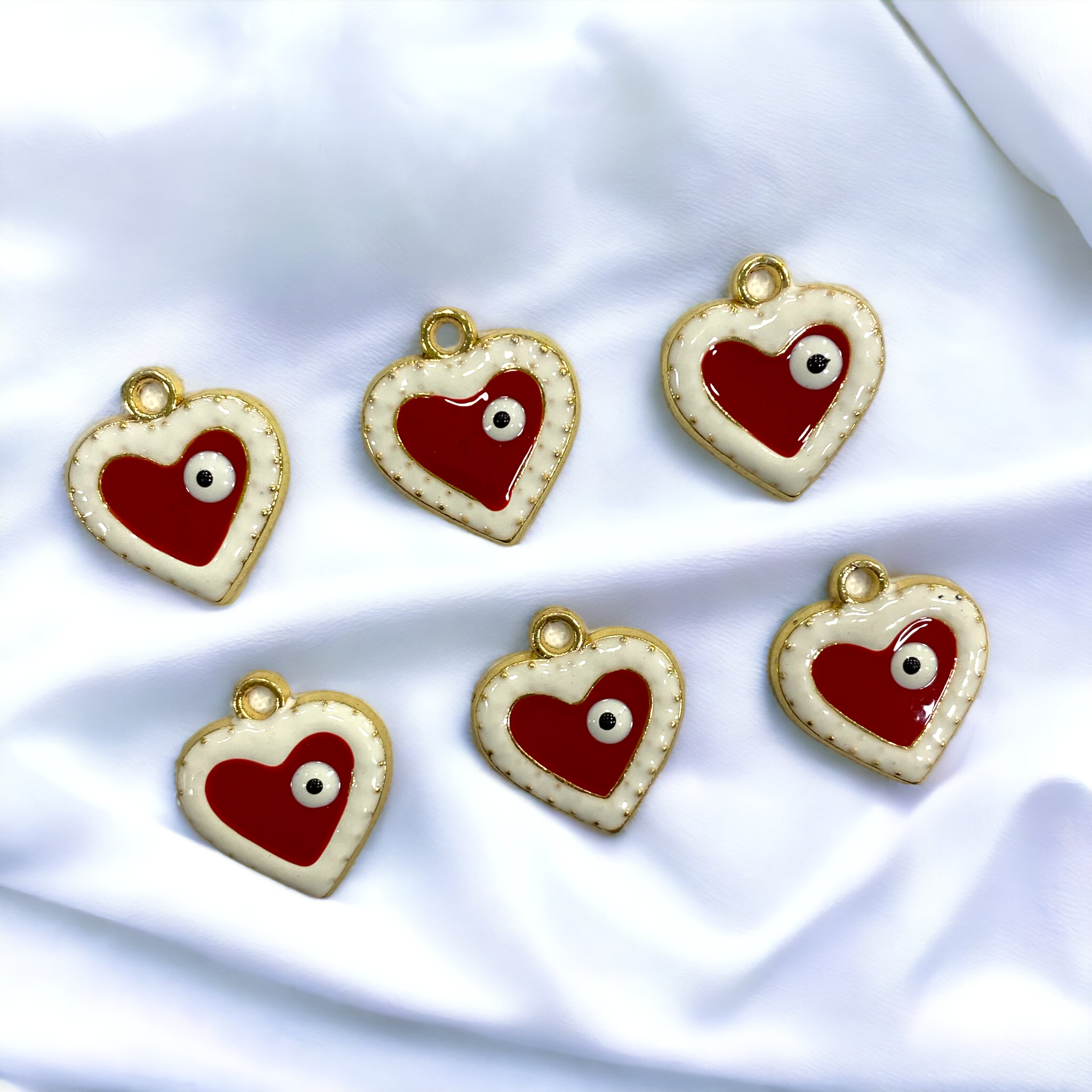 Mineli Basic Kırmızı Kalp Detay