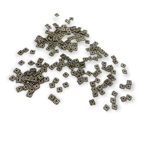 Nikel Kare Delikli Model / 10 Gram Paket