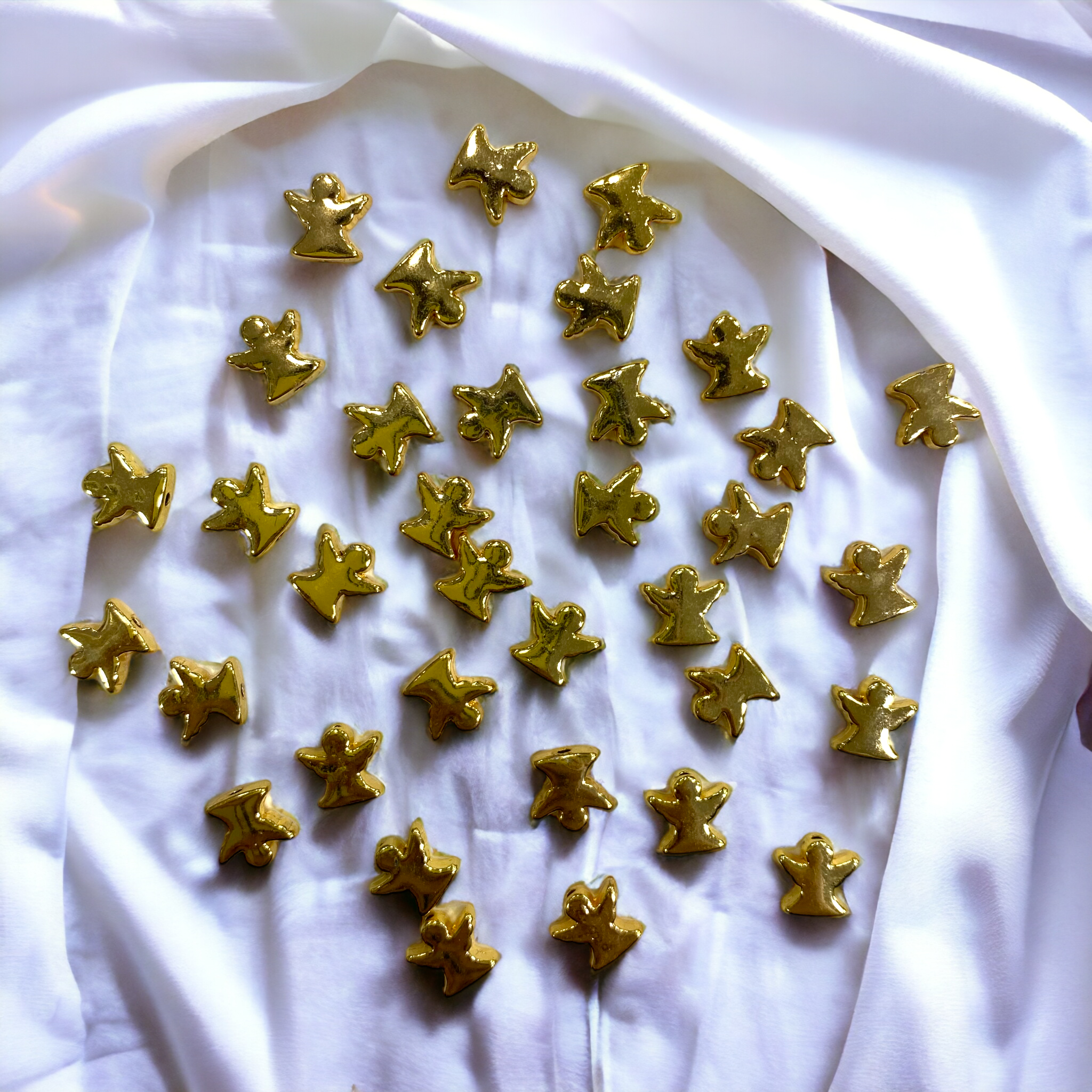 Parlak 24K Minimal Hayalet