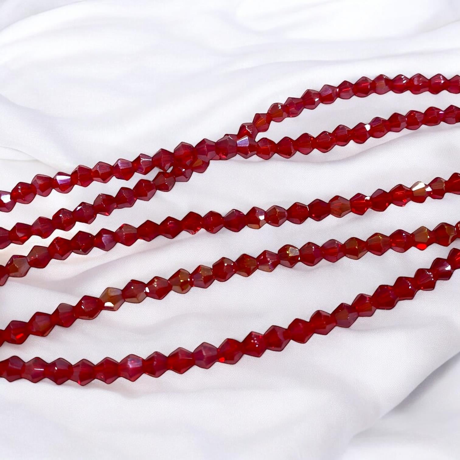 Piramit Kristal Dizi Cam Boncuk (4 mm) Opak Bordo