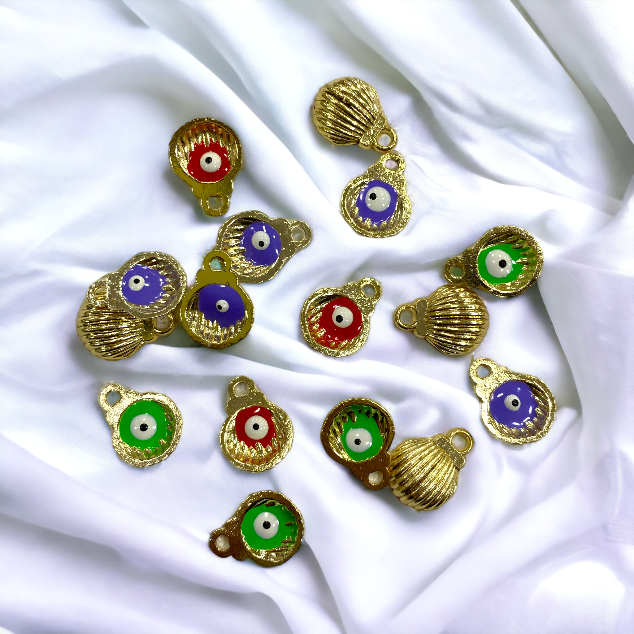 Renkli Mineli Midye Modeller