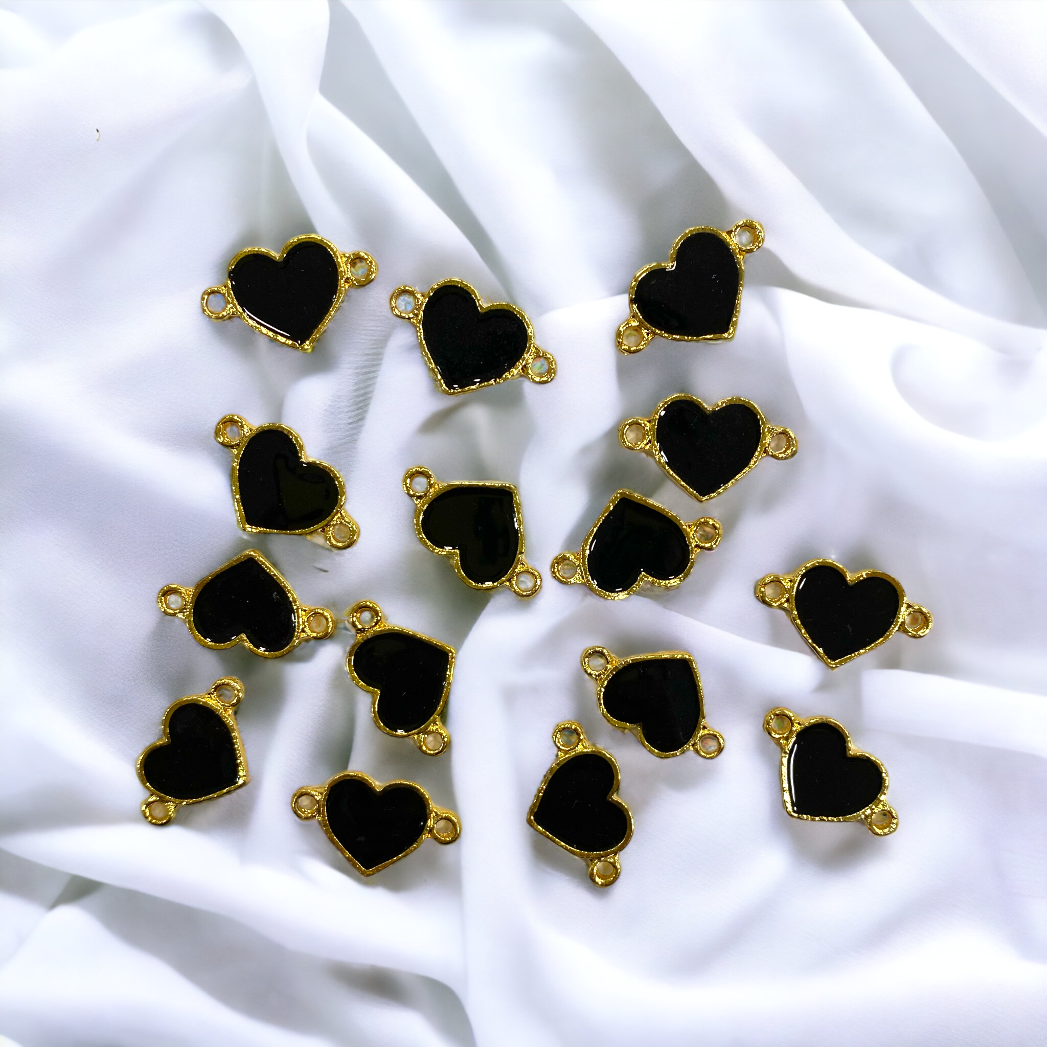 Siyah Çift Kulplu Kalp