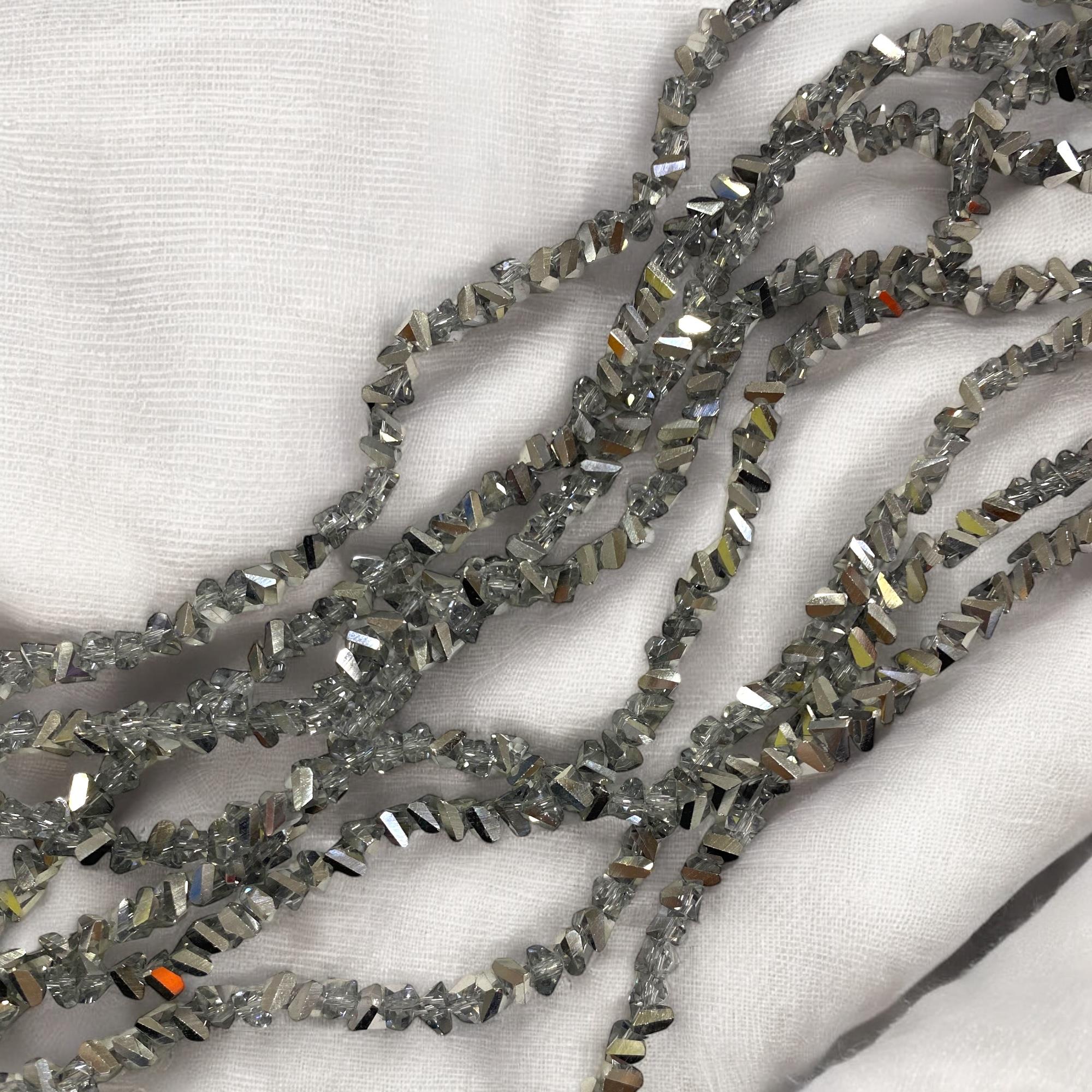 Üçgen Kesim (6 mm) Cam Kristal Boncuk Silver