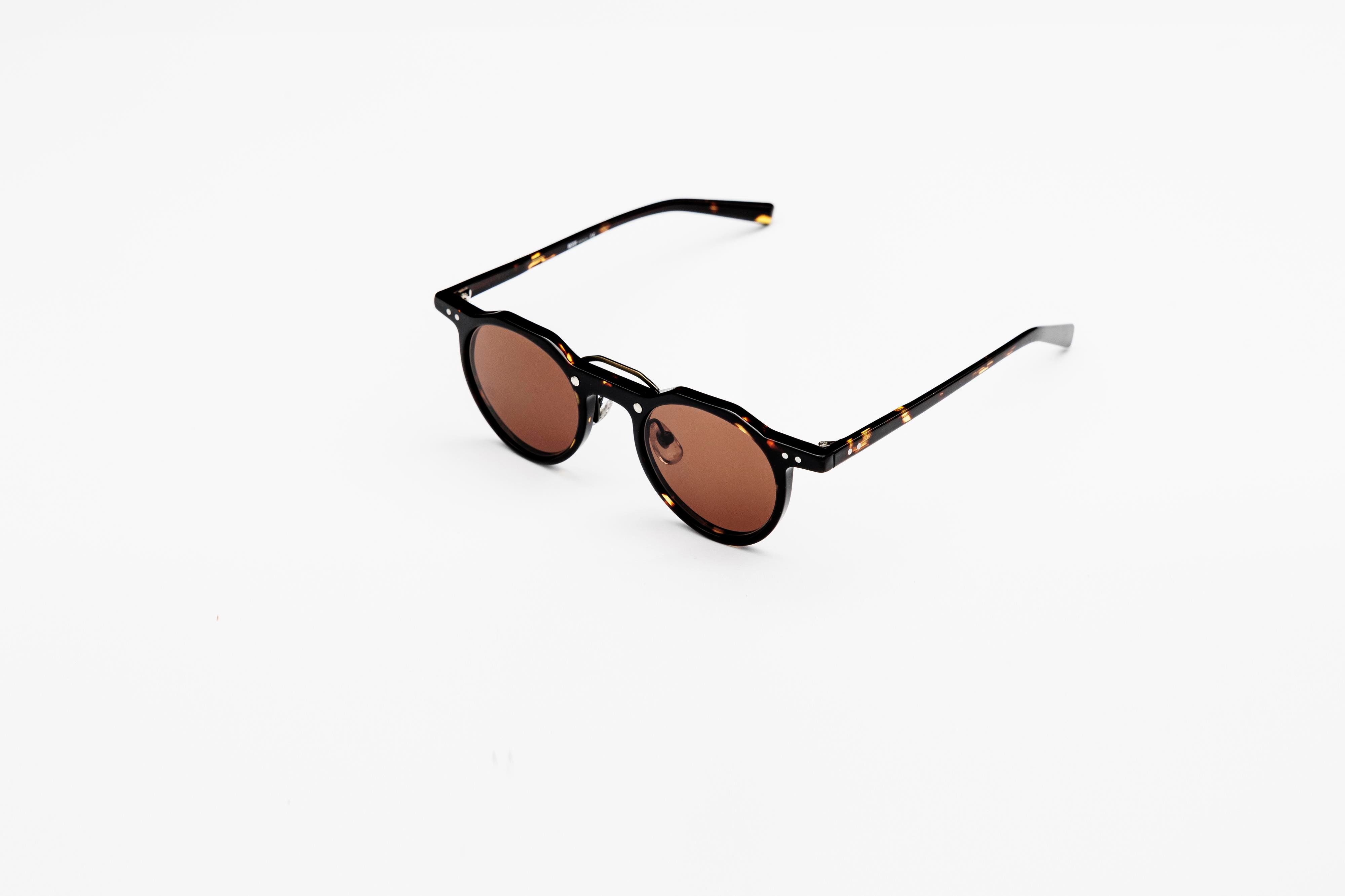 NOON HL56008 02 46 Unisex Güneş Gözlüğü Bu Ürüne Özel 9 Taksit İmkanı Sizinle!