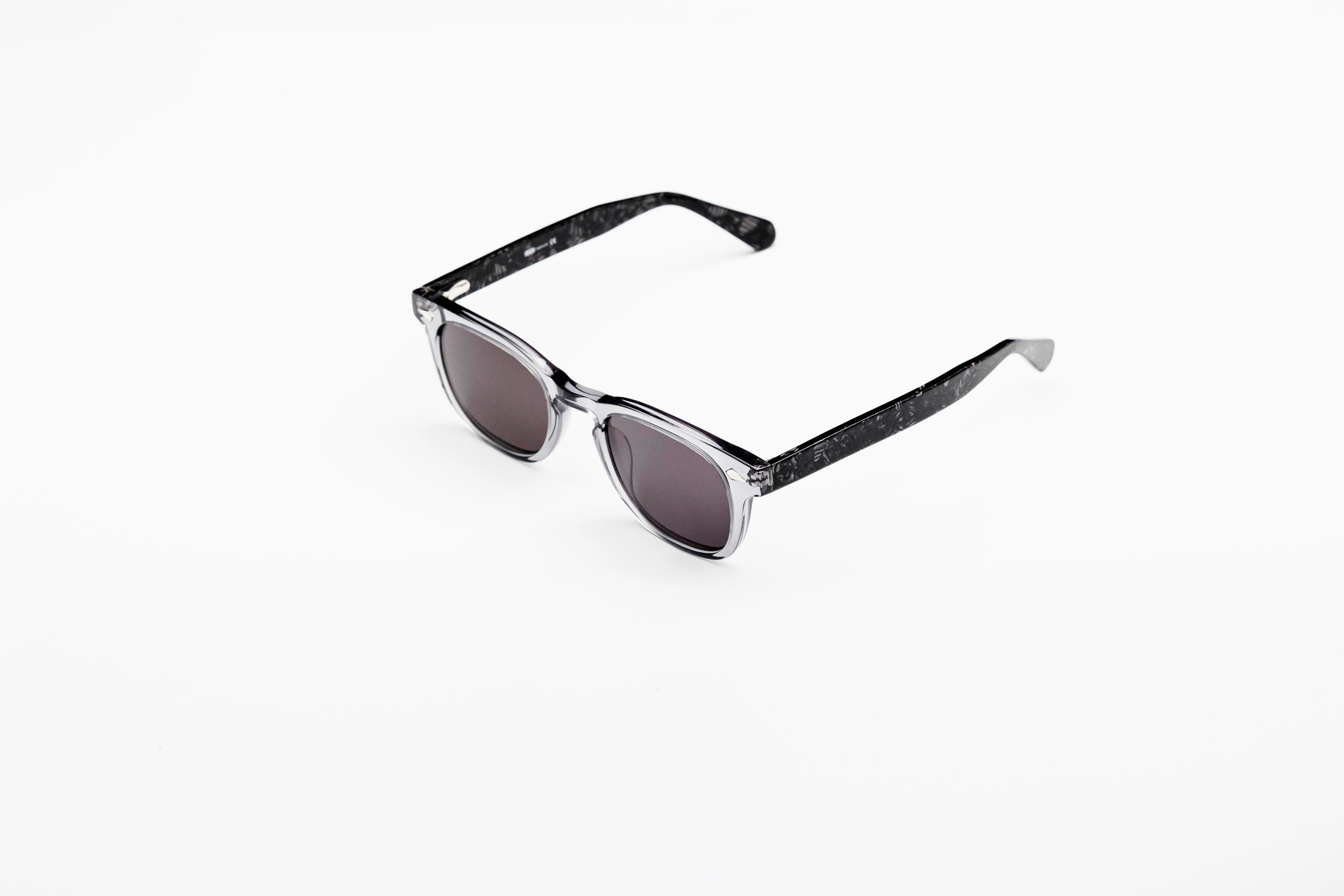 NOON HL56018 05 47 Unisex Güneş Gözlüğü Bu Ürüne Özel 9 Taksit İmkanı Sizinle!