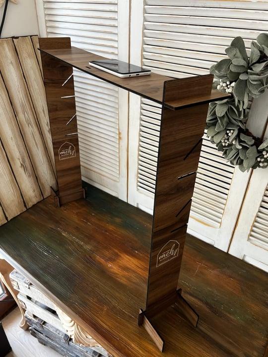 ECE AYMER SELF ÇEKİM ASİSTANI