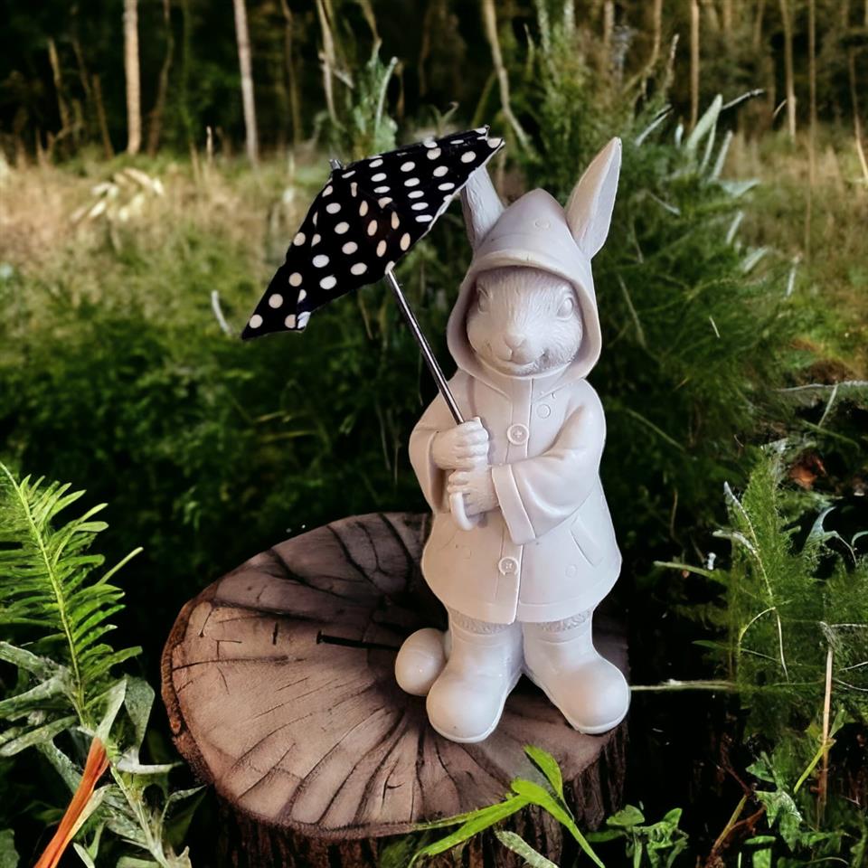 ECE AYMER ŞEMSİYELİ TAVŞAN