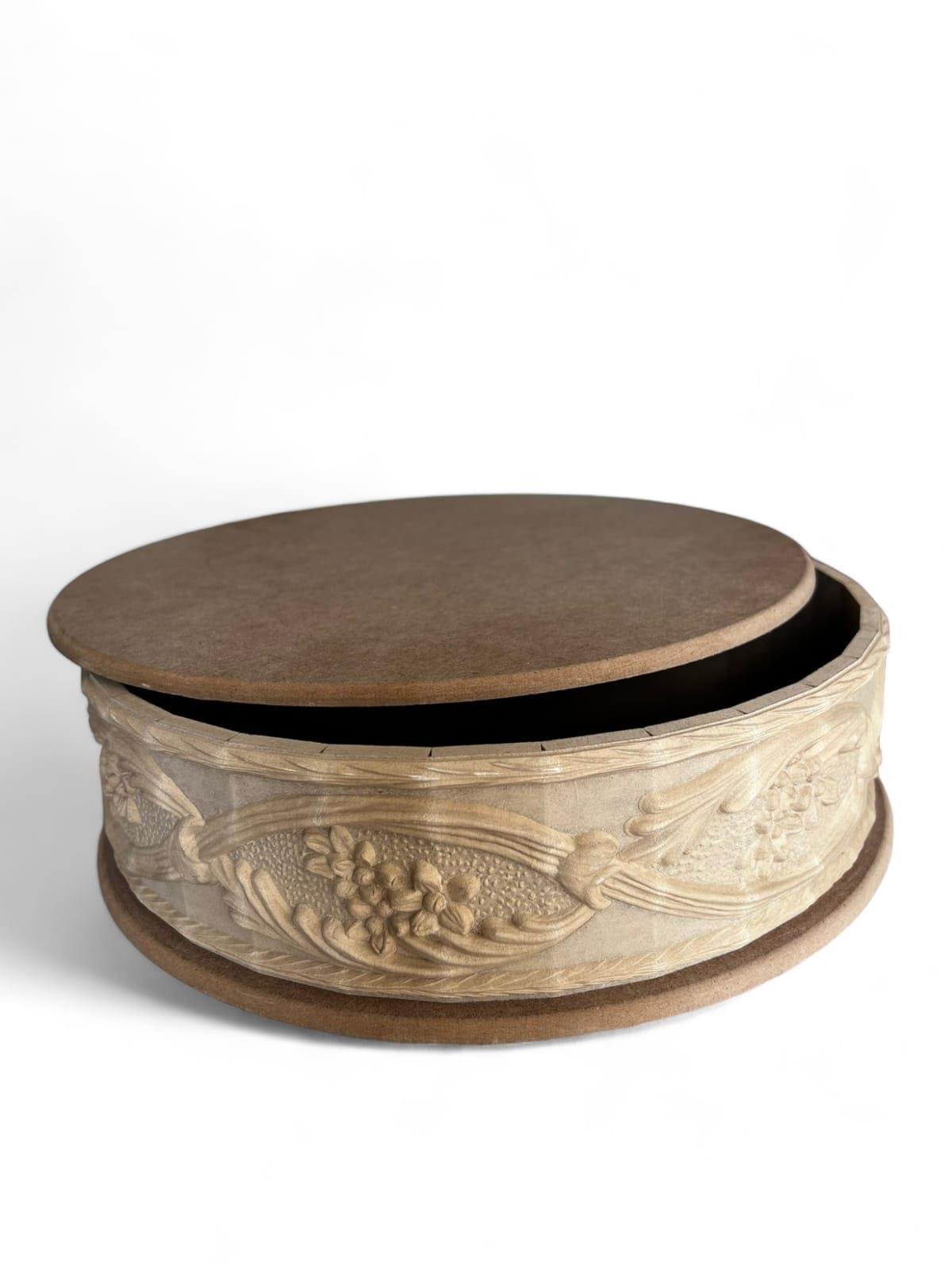 ÜZÜMLÜ OYMALI İNCE KENARLI YUVARLAK KUTU