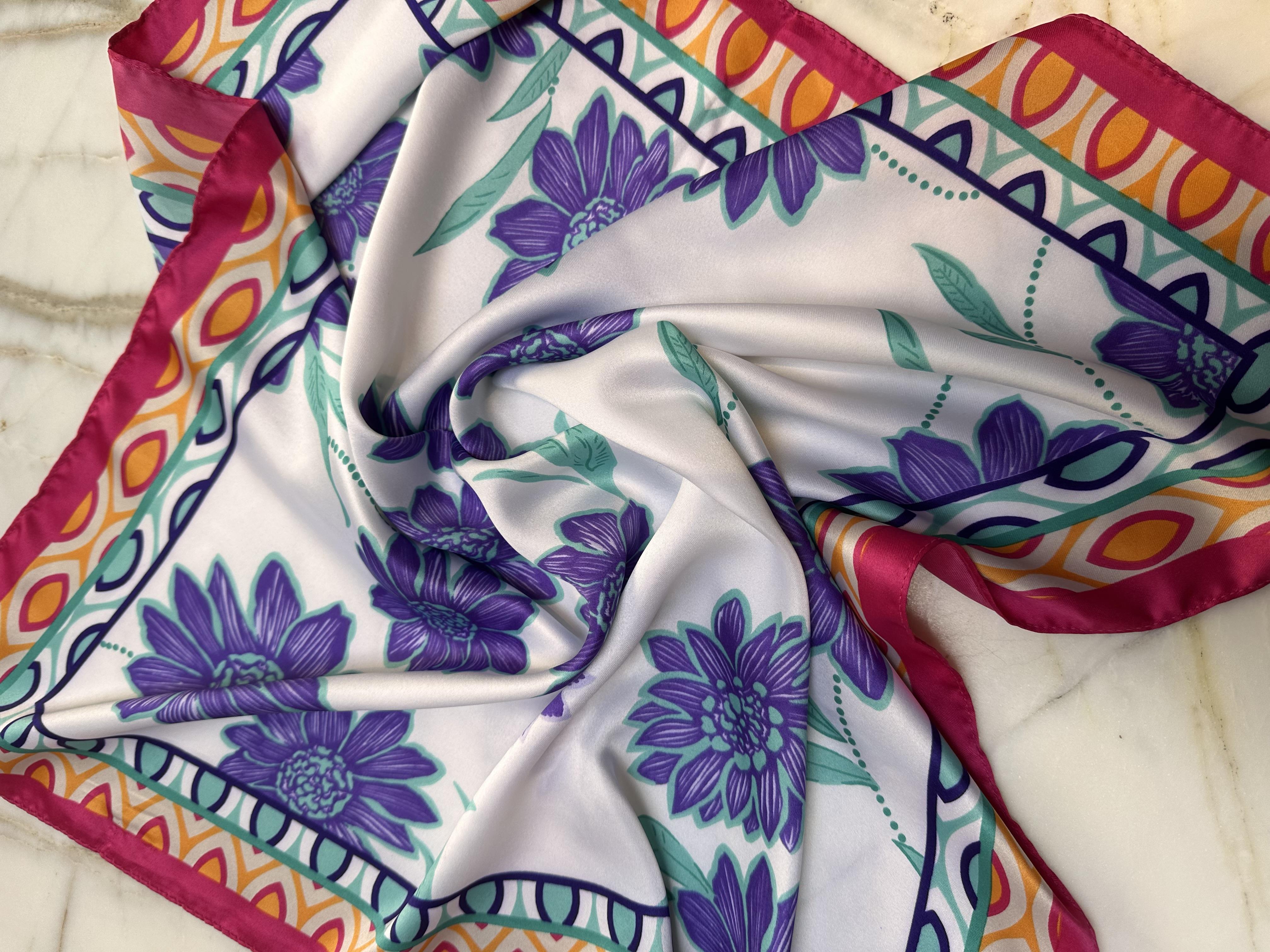 SDS ÇİÇEK DESENLİ FULAR