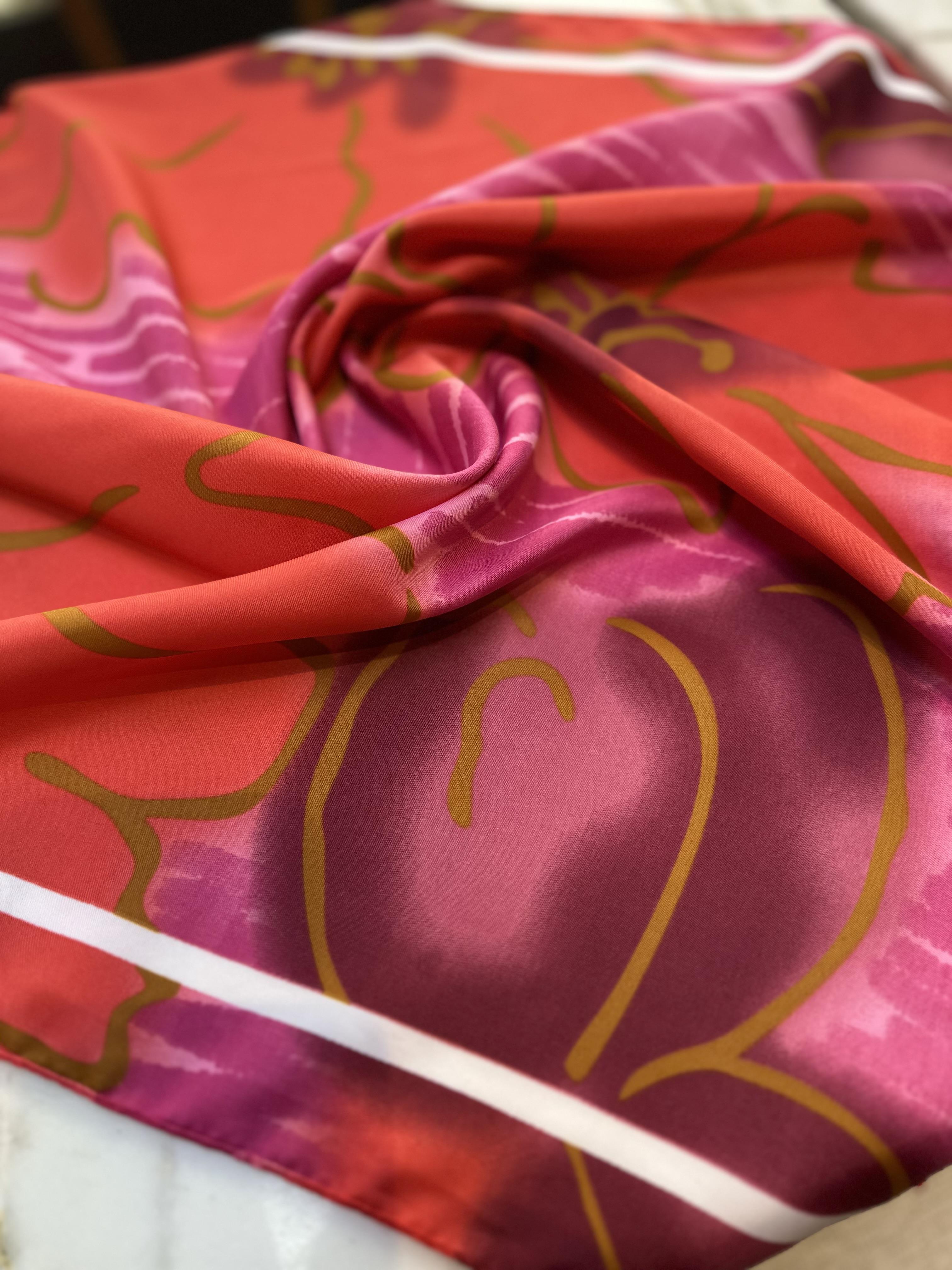 EBRULİ ÇİÇEK DESENLİ FULAR