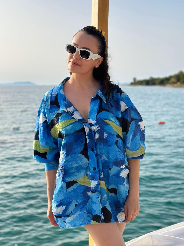 İRİ ÇİÇEK DESENLİ OVERSIZE GÖMLEK