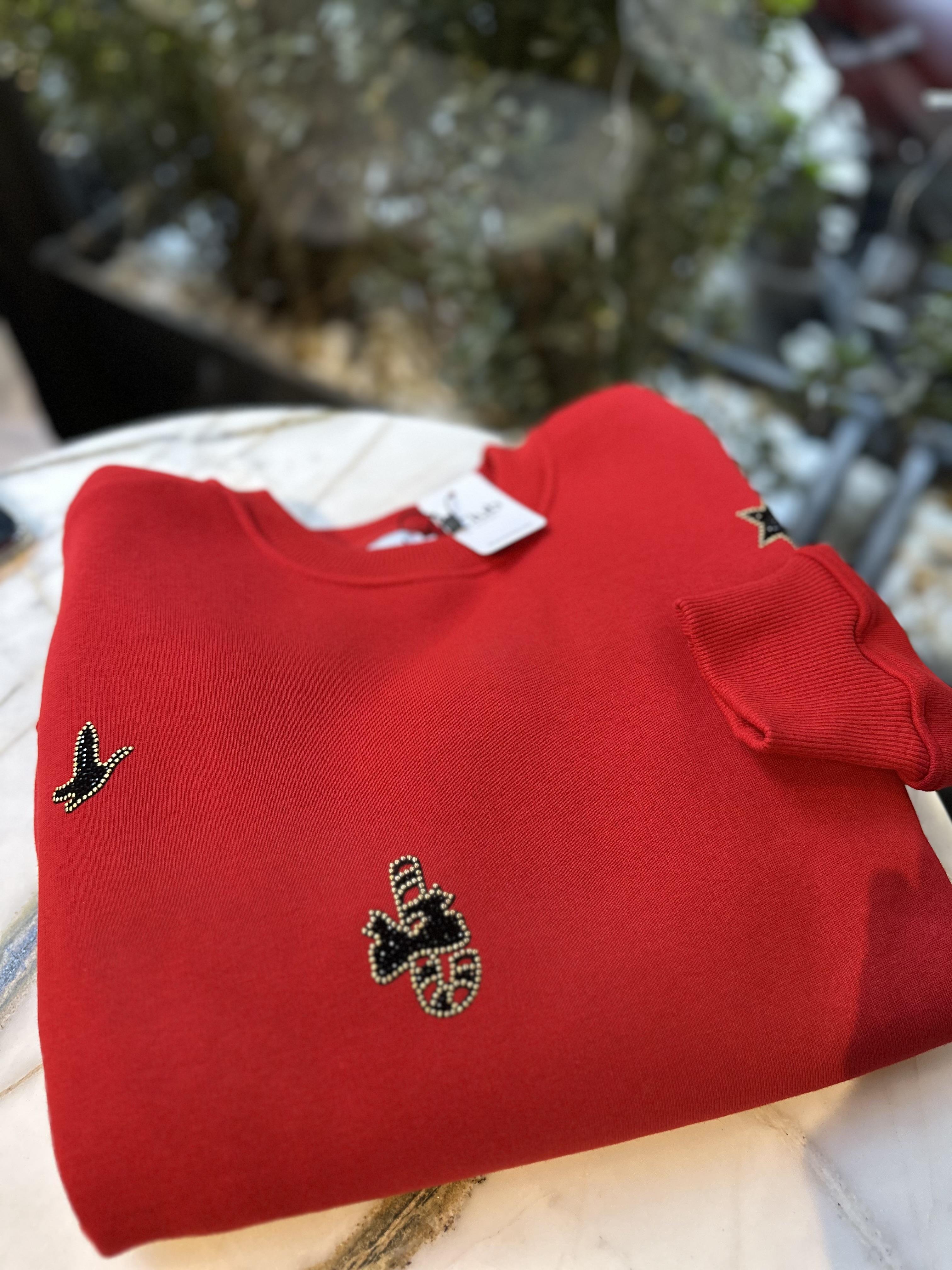 TAŞ İŞLEMELİ ORJ MARKA SWEATSHIRT