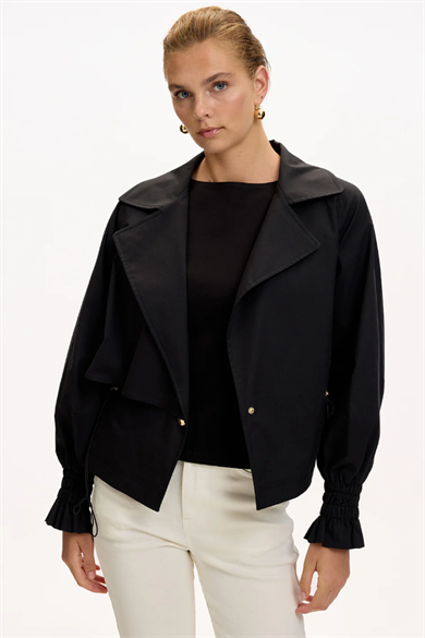 5105003 EXQUISE CEKET