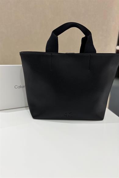 CALVIN KLEIN ÇANTA