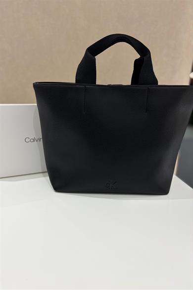 CALVIN KLEIN ÇANTA