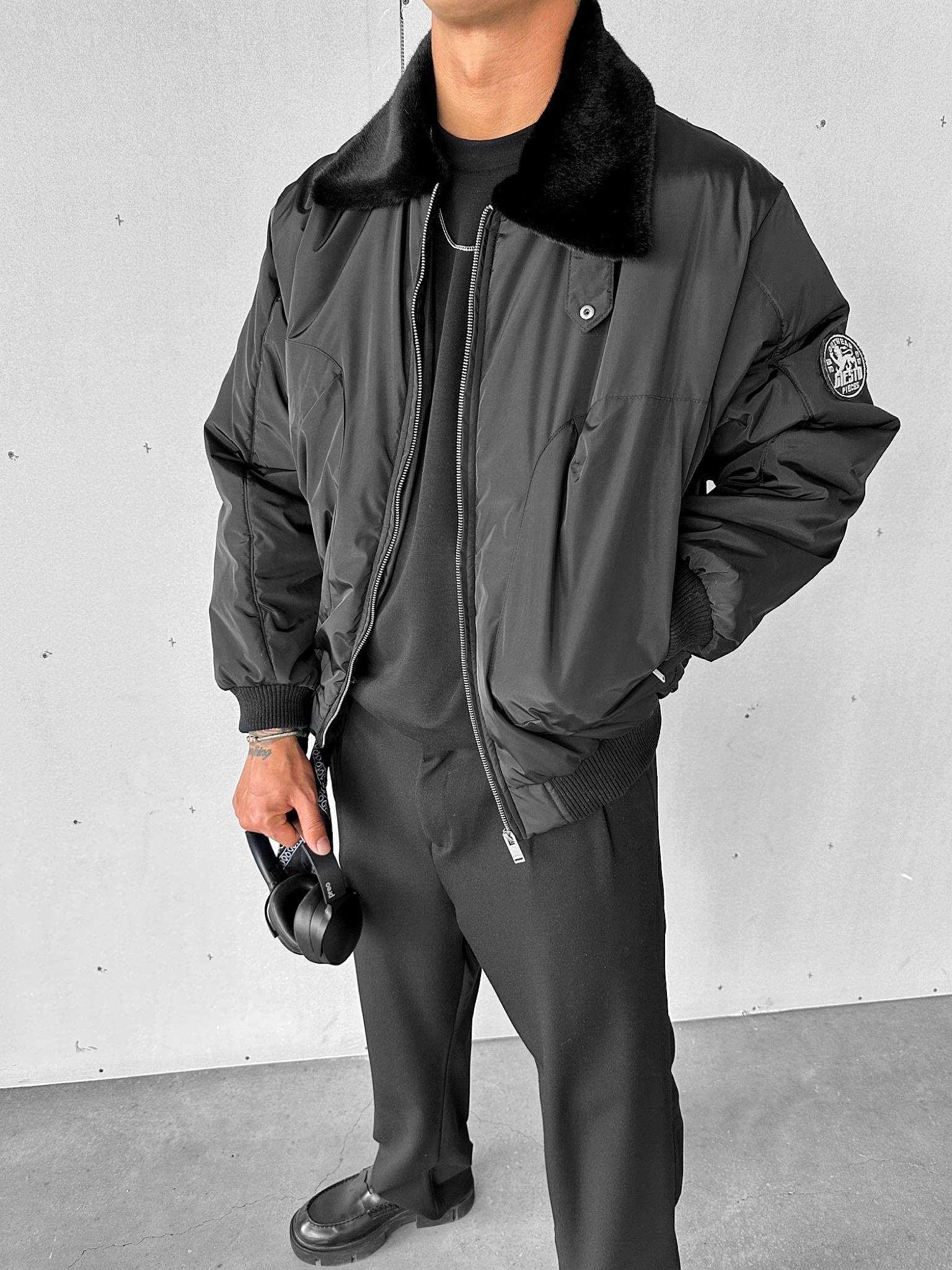 Erkek Oversize Yakalı Fermuarlı Cepli Mont Siyah